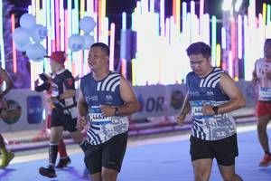 BIB: 446373, 446
                            <button type="button" onclick="openModal(23216293)" class="btn btn-primary btn-sm float-right btn-popup" data-toggle="modal" data-target=".modal-high-quality">
                        <i class="fas fa-shopping-cart"></i> Add to Cart
                    </button>
                                            <button type="button" onclick="isThisMe(23216293, true)" class="btn btn-success btn-sm float-right btn-popup btn-isme hidden" data-toggle="tooltip" data-placement="bottom" title="นี่คือรูปของคุณใช่ไหม คลิกที่นี่เพื่อเอาเข้าอัลบั้ม">
                        <i class="fas fa-plus"></i> Add to album
                    </button>
                    <button type="button" onclick="isThisMe(23216293, false)" class="btn btn-warning btn-sm float-right btn-popup btn-isnotme hidden">
                        <i class="fas fa-ban"></i> Remove from album
                    </button>